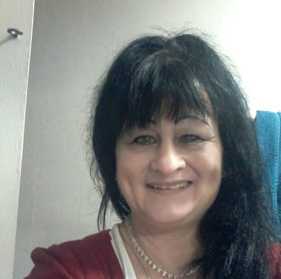 Meet the Posher Other - Meet your Posher, Brenda